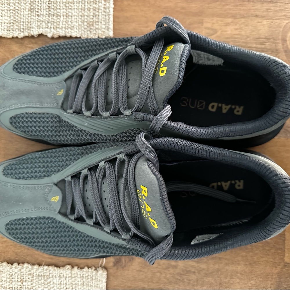RAD ONE Men's Gray Athletic Shoes